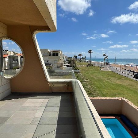 Sycamore On The Beach Nahariya Exterior foto